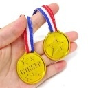 MEDAL ZŁOTY PLASTIKOWY ZESTAW 3 SZTUK ZAWODY KONKURSY GRY