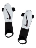 Ochraniacze Nike Charge rozmiar L