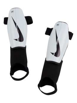 Ochraniacze Nike Charge rozmiar L