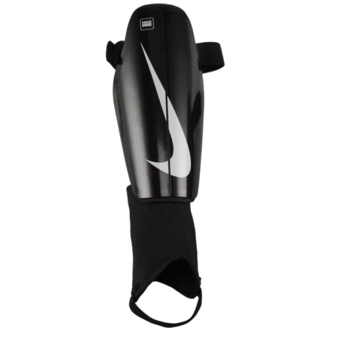 Ochraniacze Nike Charge rozmiar XL