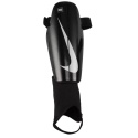 Ochraniacze Nike Charge junior rozmiar L